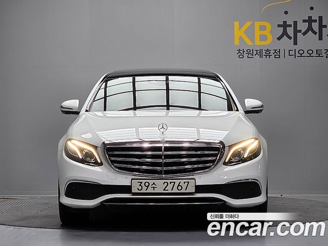 Mercedes-Benz E-Class E300 Exclusive