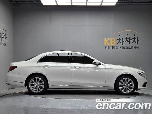 Mercedes-Benz E-Class E300 Exclusive
