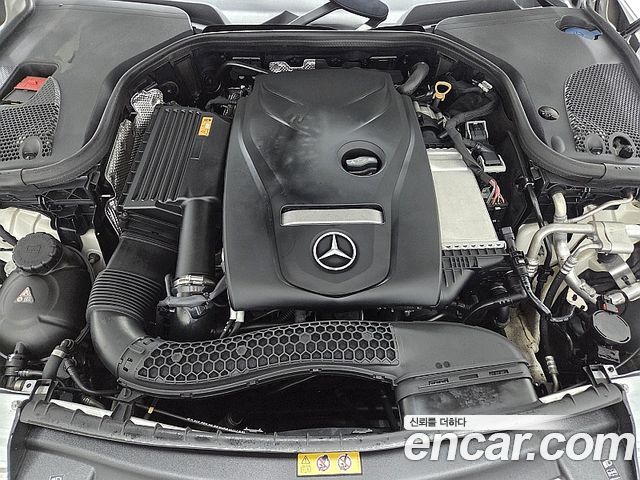 Mercedes-Benz E-Class E300 Exclusive