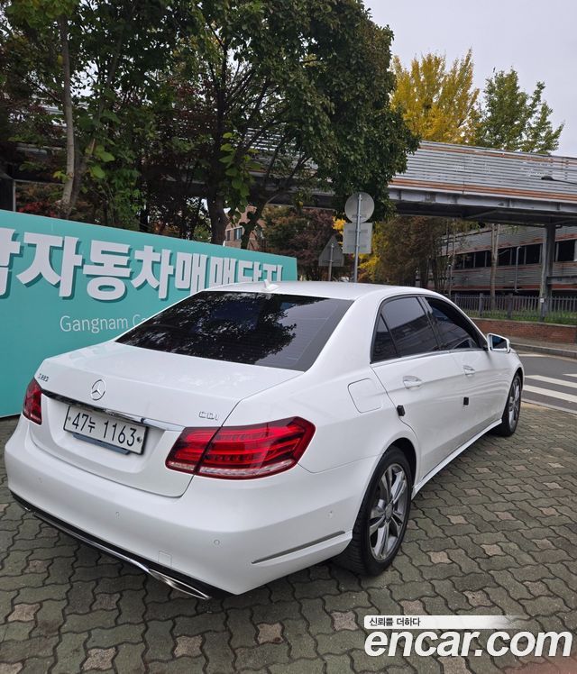Mercedes-Benz E-Class E220 CDI Avantgarde