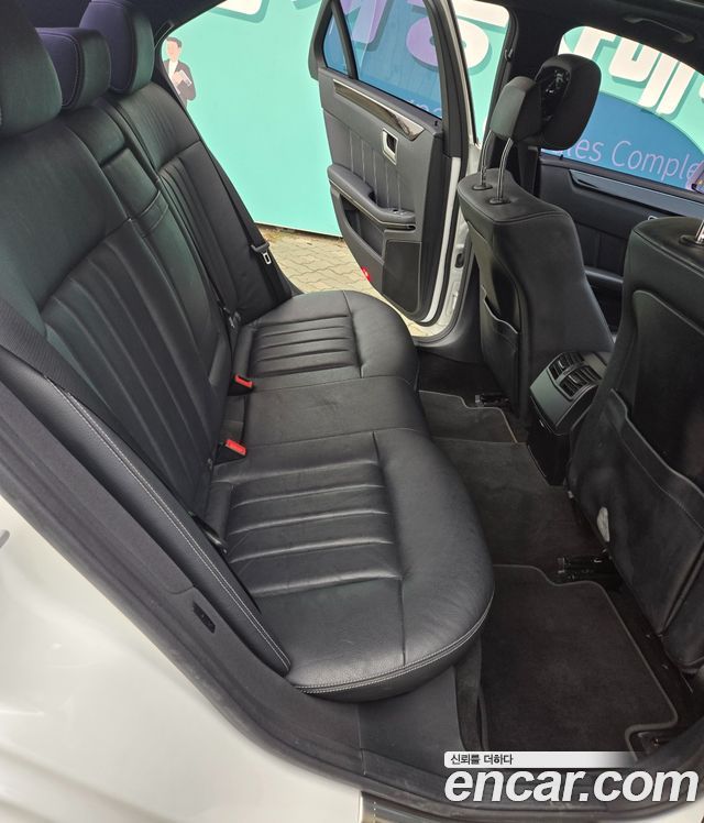 Mercedes-Benz E-Class E220 CDI Avantgarde