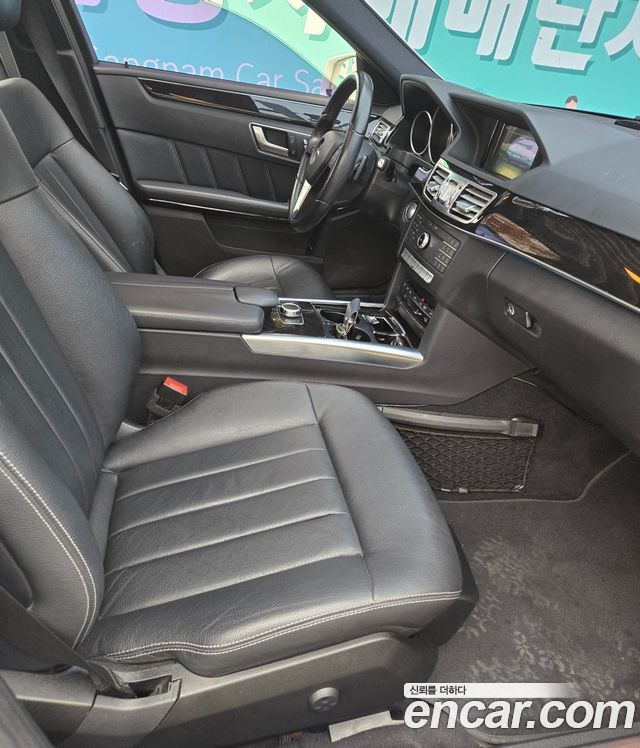 Mercedes-Benz E-Class E220 CDI Avantgarde