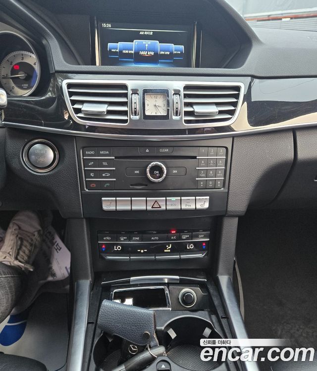 Mercedes-Benz E-Class E220 CDI Avantgarde