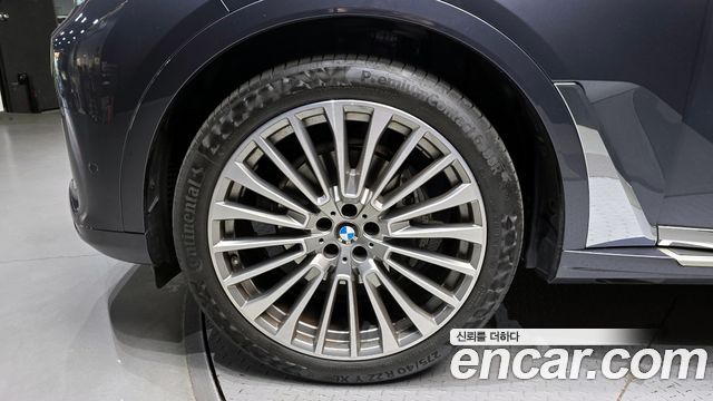 BMW X7 xDrive 40i Design Pure Excellence 7-Seater