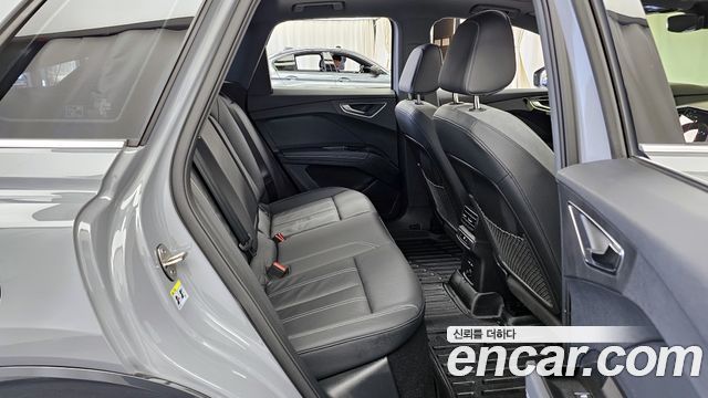 Audi Q4 e-tron 40 Premium