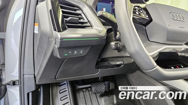 Audi Q4 e-tron 40 Premium