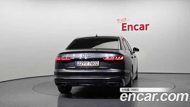Audi A4 40 TFSI Premium