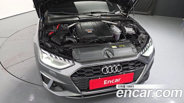 Audi A4 40 TFSI Premium