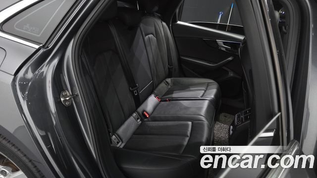 Audi A4 40 TFSI Premium