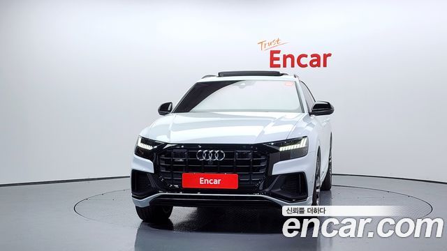 Audi Q8 55 TFSI Quattro Premium