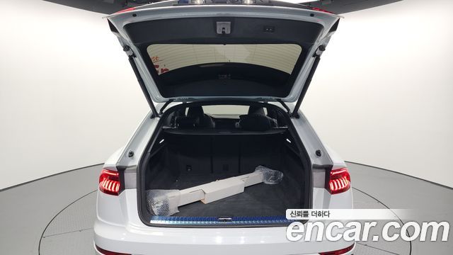 Audi Q8 55 TFSI Quattro Premium