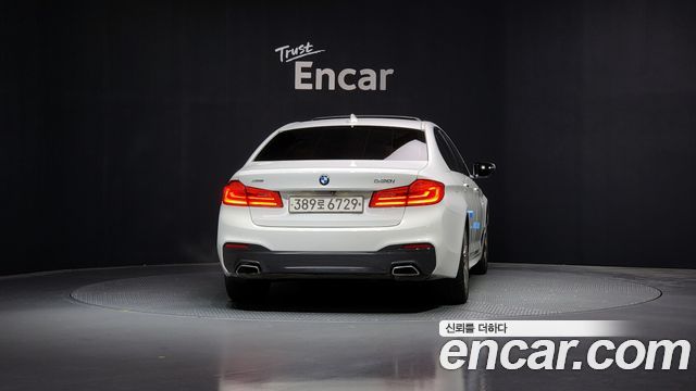BMW 5-Series 530i M Sport Package