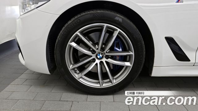 BMW 5-Series 530i M Sport Package