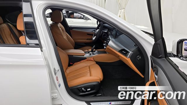 BMW 5-Series 530i M Sport Package