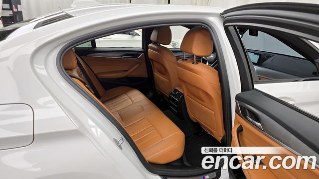 BMW 5-Series 530i M Sport Package
