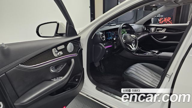 Mercedes-Benz E-Class E450 4MATIC Exclusive