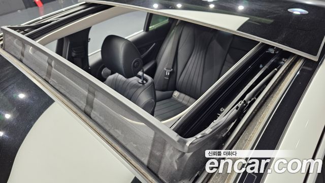 Mercedes-Benz E-Class E450 4MATIC Exclusive