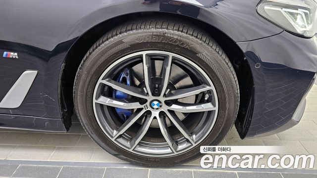 BMW 5-Series 523d xDrive M Sport