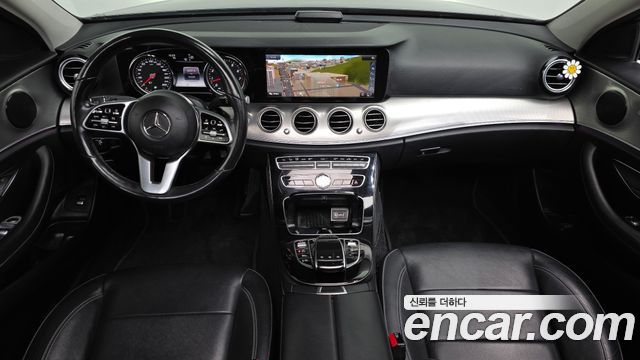 Mercedes-Benz E-Class E300 Avantgarde