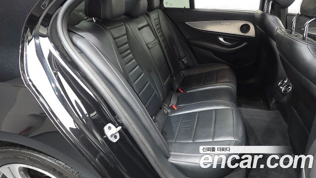 Mercedes-Benz E-Class E300 Avantgarde