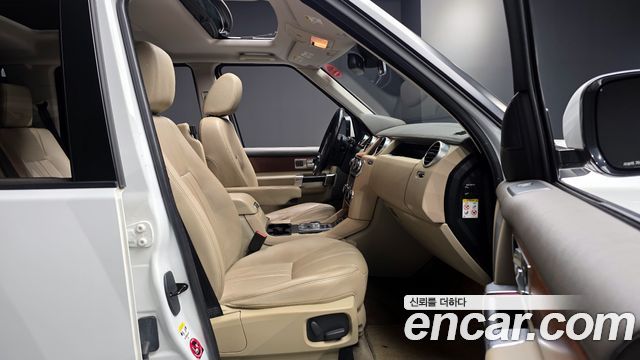 Land Rover Discovery 3.0 SDV6 SE