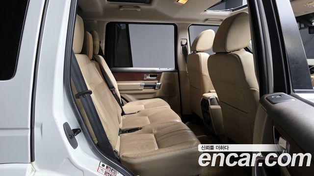 Land Rover Discovery 3.0 SDV6 SE