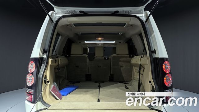 Land Rover Discovery 3.0 SDV6 SE