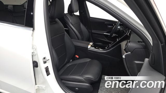 Mercedes-Benz C-Class C200 Avantgarde