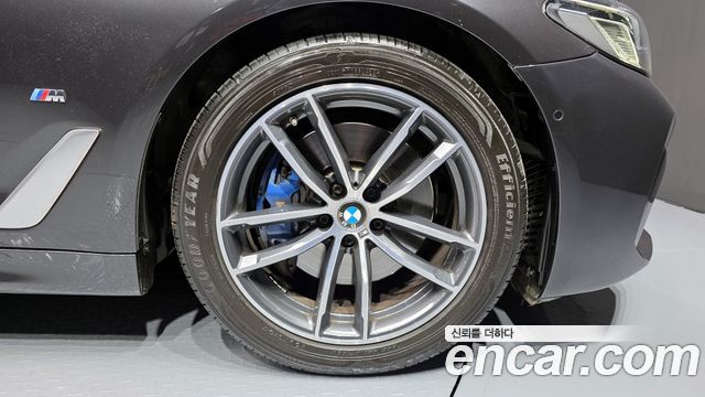 BMW 5-Series 520i M Sport