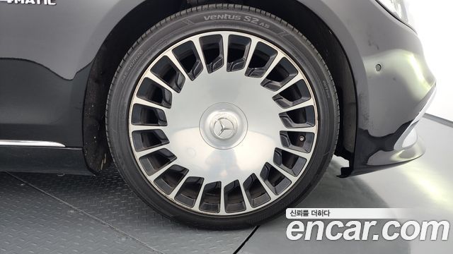 Mercedes-Benz S-Class Maybach S560 4MATIC