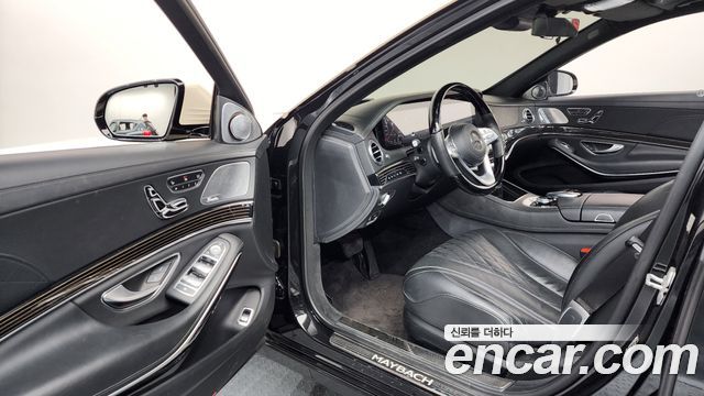 Mercedes-Benz S-Class Maybach S560 4MATIC