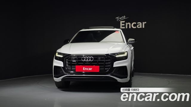 Audi Q8 55 TFSI Quattro Premium