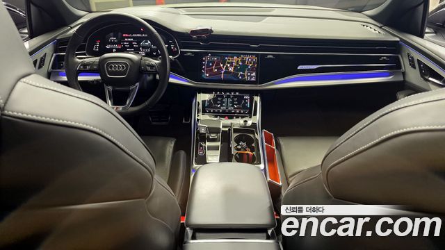 Audi Q8 55 TFSI Quattro Premium