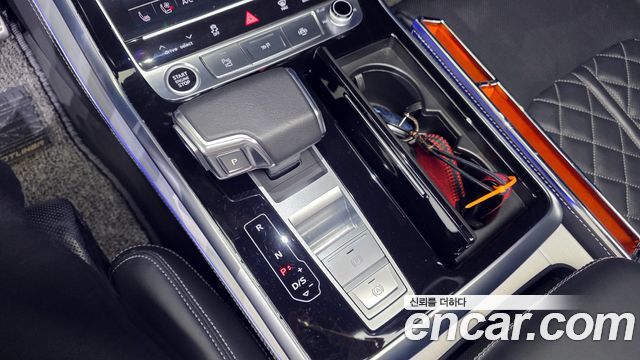 Audi Q8 55 TFSI Quattro Premium