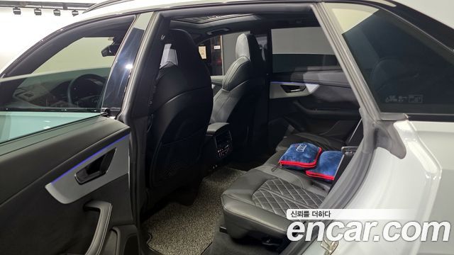 Audi Q8 55 TFSI Quattro Premium