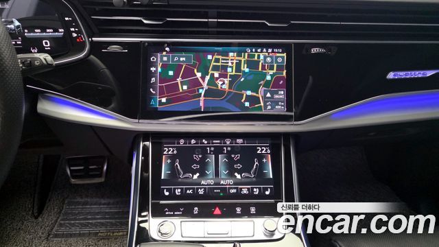 Audi Q8 55 TFSI Quattro Premium