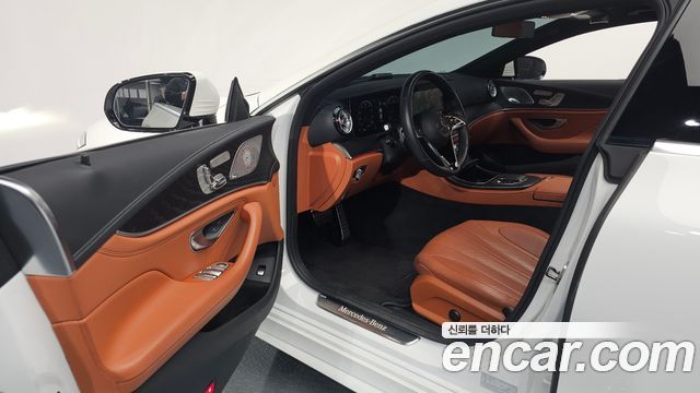 Mercedes-Benz CLS-Class CLS300d AMG Line