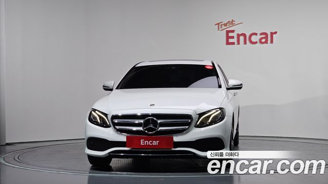 Mercedes-Benz E-Class E200 Avantgarde