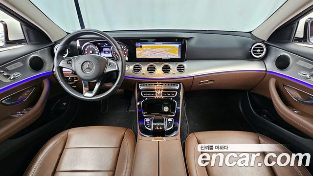 Mercedes-Benz E-Class E200 Avantgarde