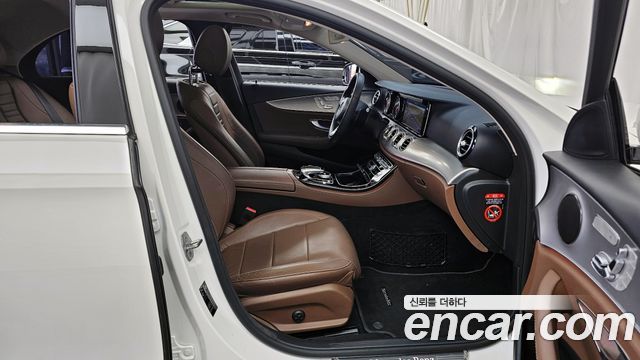 Mercedes-Benz E-Class E200 Avantgarde