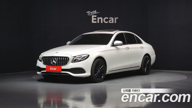Mercedes-Benz E-Class E220d 4MATIC Avantgarde
