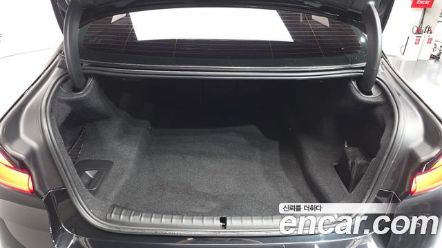 BMW 5-Series 523d xDrive Luxury