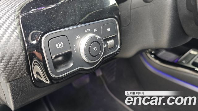 Mercedes-Benz A-Class A220 Hatchback