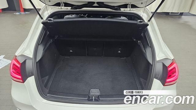 Mercedes-Benz A-Class A220 Hatchback