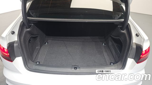 Audi A4 40 TFSI Premium