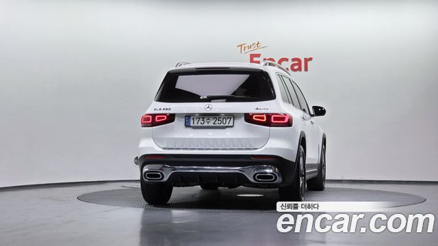 Mercedes-Benz GLB-Class GLB250 4MATIC