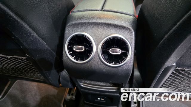 Mercedes-Benz GLB-Class GLB250 4MATIC