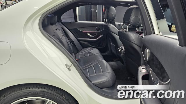 Mercedes-Benz C-Class C200 AMG Line