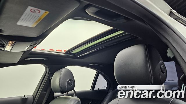 Mercedes-Benz C-Class C200 AMG Line