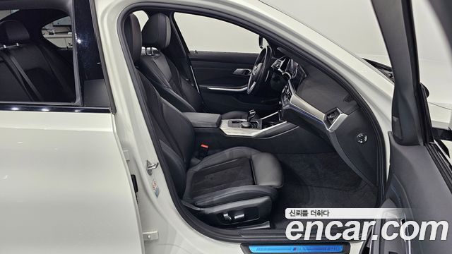 BMW 3-Series 320i M Sport